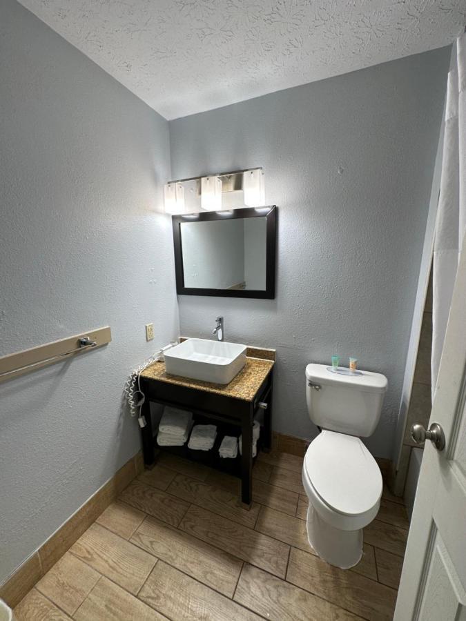 I65 Studio Suites 스콧버그 외부 사진